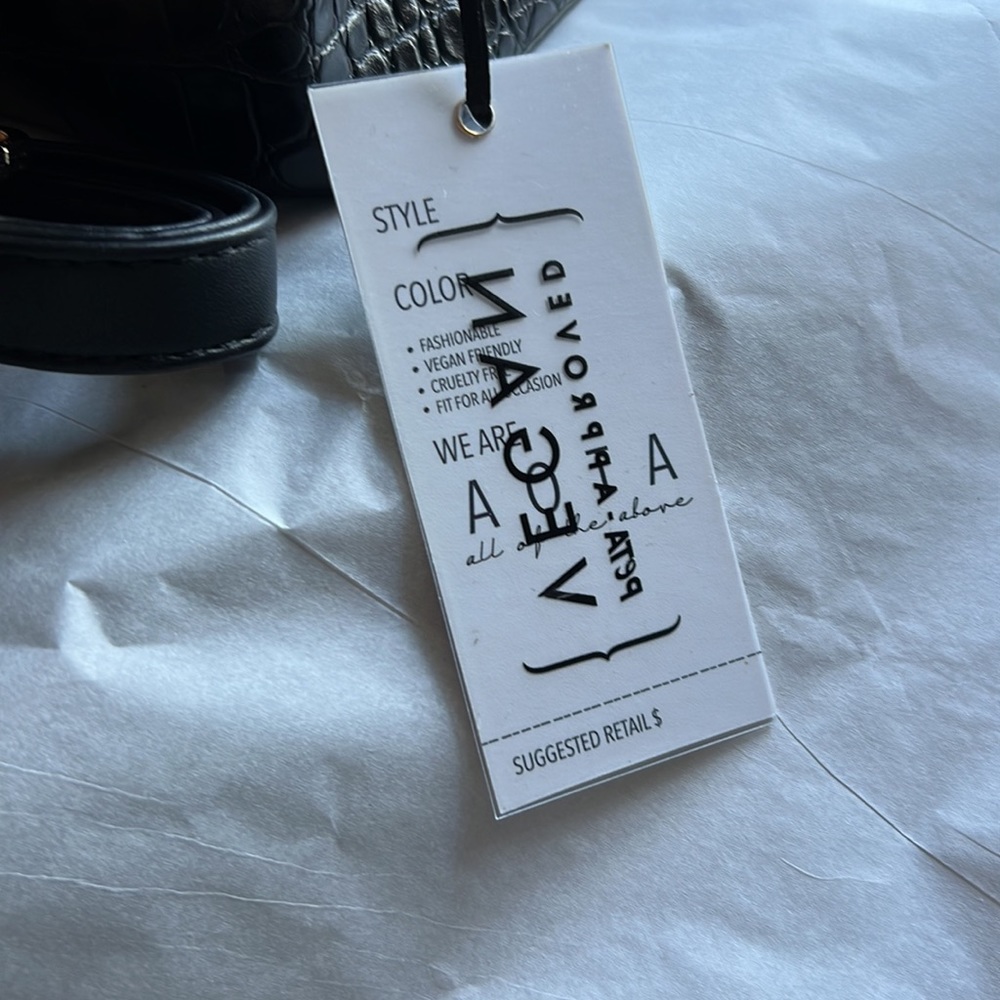 AOTA Bucket Bag - Picture 8 of 10